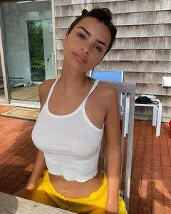 emily ratajkowski
