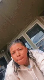 wait a minute: she went from a whole stud into a baddie once she put that swim suit on!
