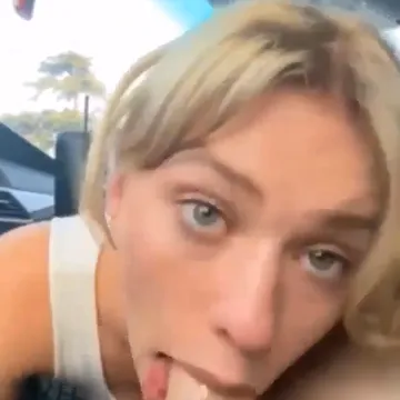 blonde loves to suck snapchat porn