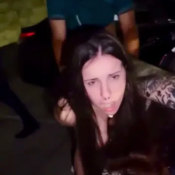 2Niggas catch Racist White hoe after club in parking lot