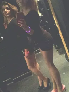 hot leggy party chicks from cightclub's restroom