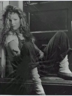 kim basinger was one of my earliest holywood crushes