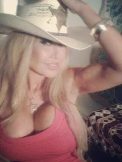 sharon lopatka homicide found the fun in life with her pink cleavage of big homocidal big tits & cowboy cowgirl hat - sgb