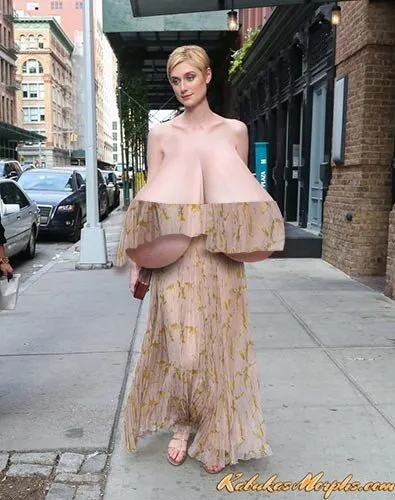 elizabeth debicki walking in public with her huge saggy tits out