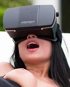 raven bay vr pornstar.