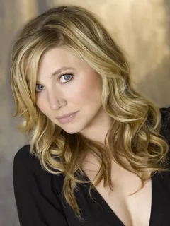 2a-1: sarah chalke: fucking goddess.