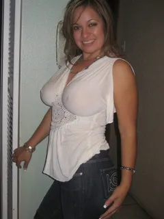 this cougar's big tits are crazy looking.