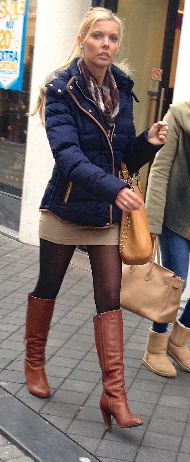 blonde in boots