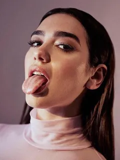 dua lipa tongue 1