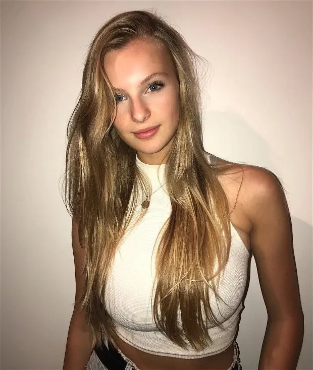 chloe vialaret