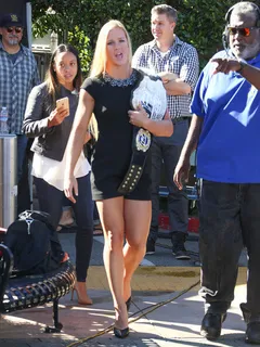 holly holm legs in dress