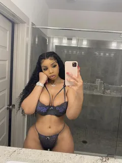 lightskinkeisha in savagexfenty lingerie