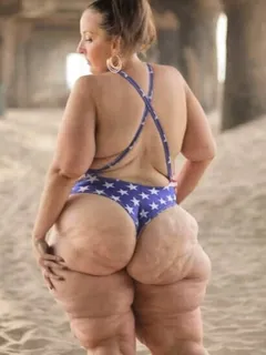 big cellulite culo - yummy