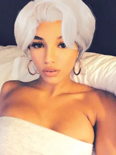 hot ass latina yovanna ventura on snapchat has a slight nip slip