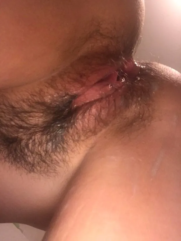 hairy wet yummy pussy