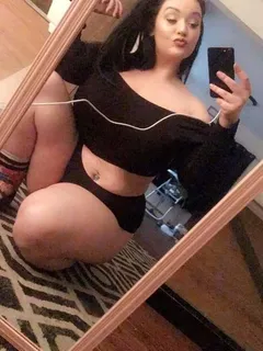 rate amber...
smash or trash