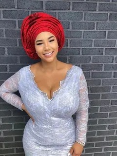 katelyn sade looking beautiful in her traditional attire