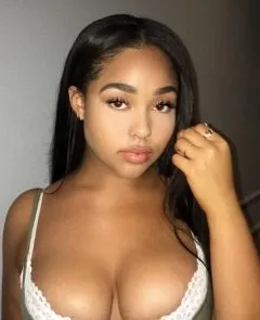 jordyn woods sexy