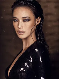 actress shu qi.