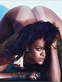 rihanna's fine ass