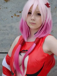 inori yuzuriha by blueblackdiamond