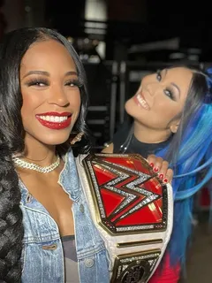 bianca belair & mia yim backstage!