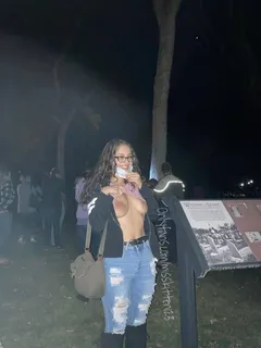 first time flashing (during a haunted tour)