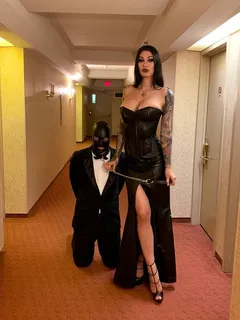 mistress damazonia walks her slave