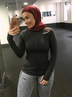 hijab teen in the gym