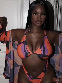 jatavia “jt” johnson looking sexy in her bikini