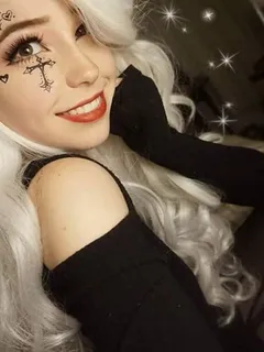 belle delphine white hair and shoulder