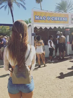 jessica hull ass in tight jean shorts at coachella