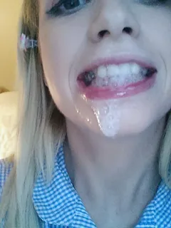 cumshot selfie