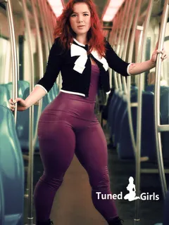 thick ginger babe