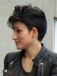 bex taylor klaus 3