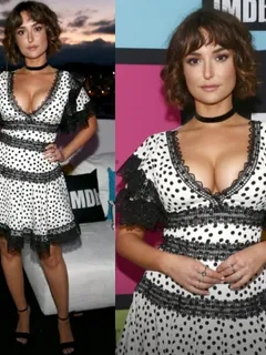 milana vayntrub