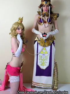 zelda get hottie peach... sexy babes