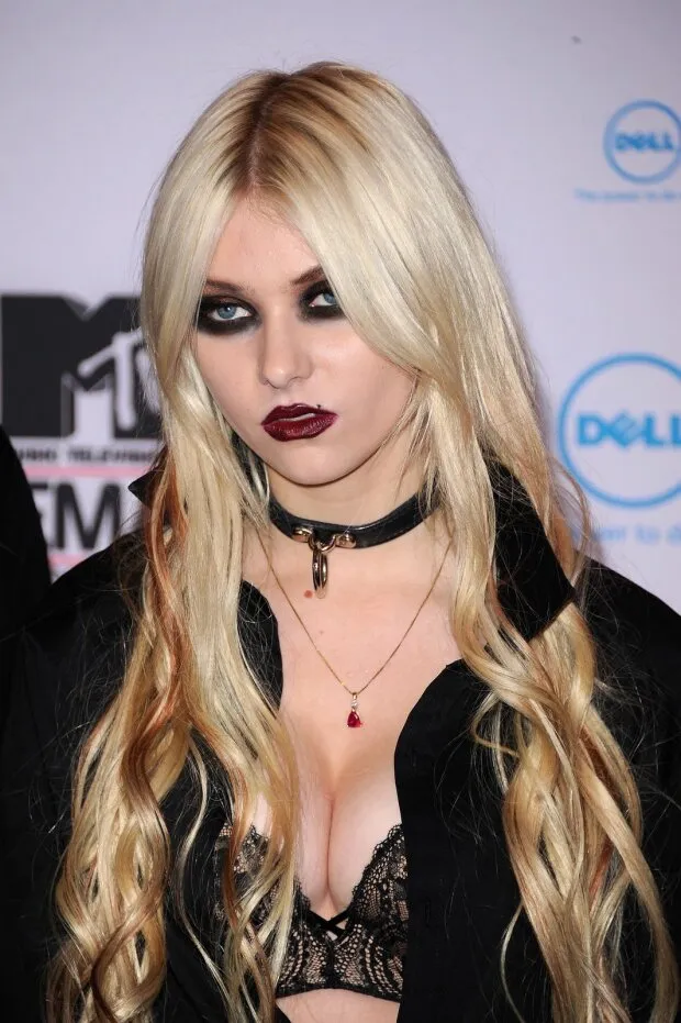 taylor momsen