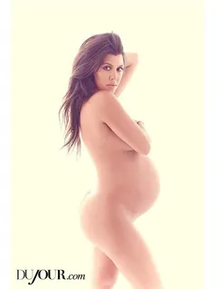 kourtney kardashian naked and pregnant