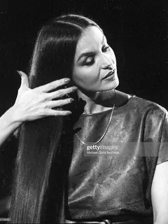 crystal gayle 36th pic.