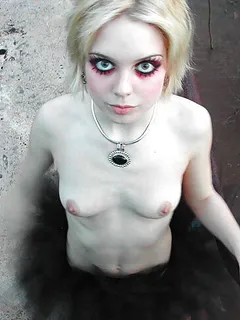 gothic vampire cosplay