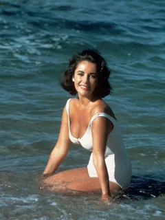 actress elizabeth taylor swimsuit