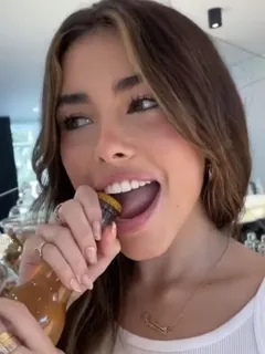 madison beer uses her mouth for everything