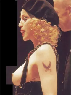 madonna very hot leaked photos and topless on stage