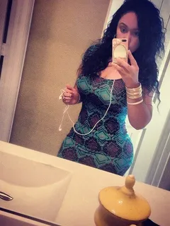 curvy thick instagram sluts sexy profile pics