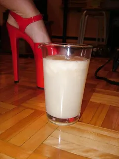 nice tall glass of cum