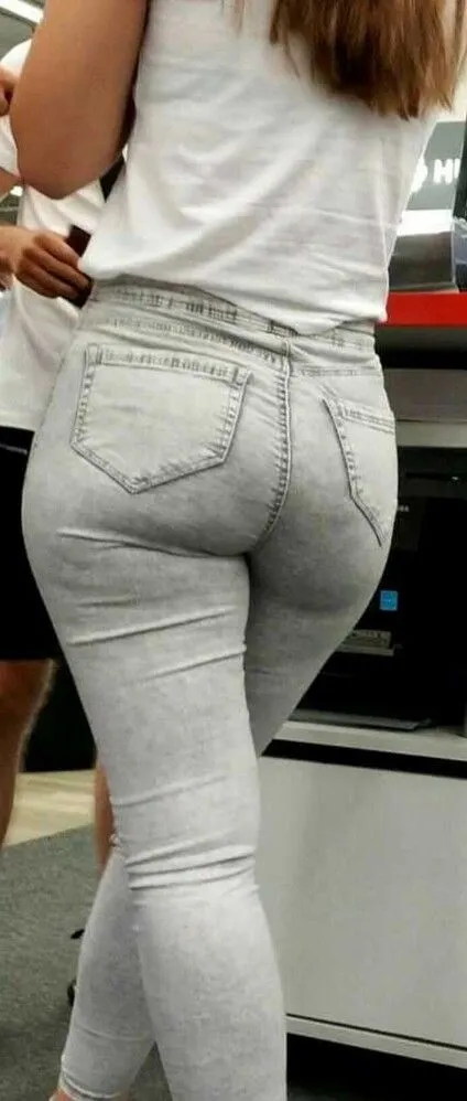 big ass in tight jeans