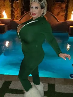 claudia marie at a party at rachel aziani's house