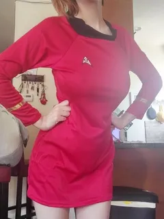 princess berpl aka princessberpl  is a red shirt cos playing star trek w/ her curvy sexy teen figure - sgb tteen