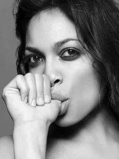 rosario dawson